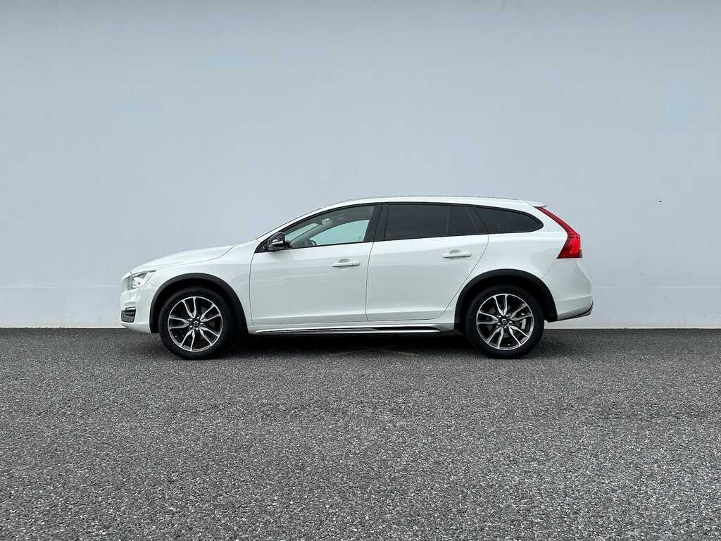 Volvo  Cross Country 2.4 D4 Summum AWD S/S