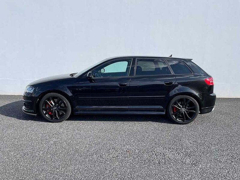 Audi  Sportback 2.0 T FSI quattro S-Tronic